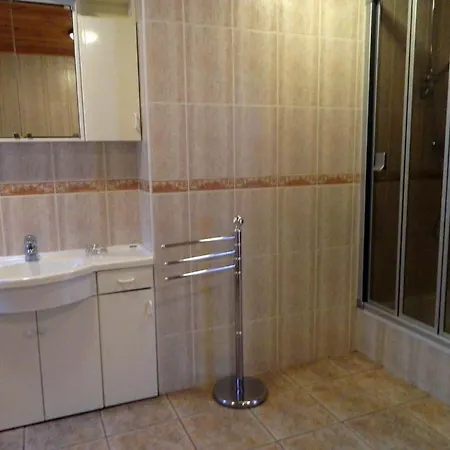 Aparta Apartamento